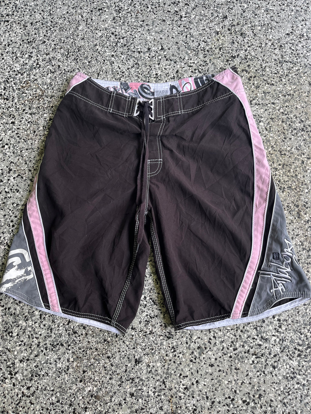 Andy irons signatures *rare colourway* - size 32