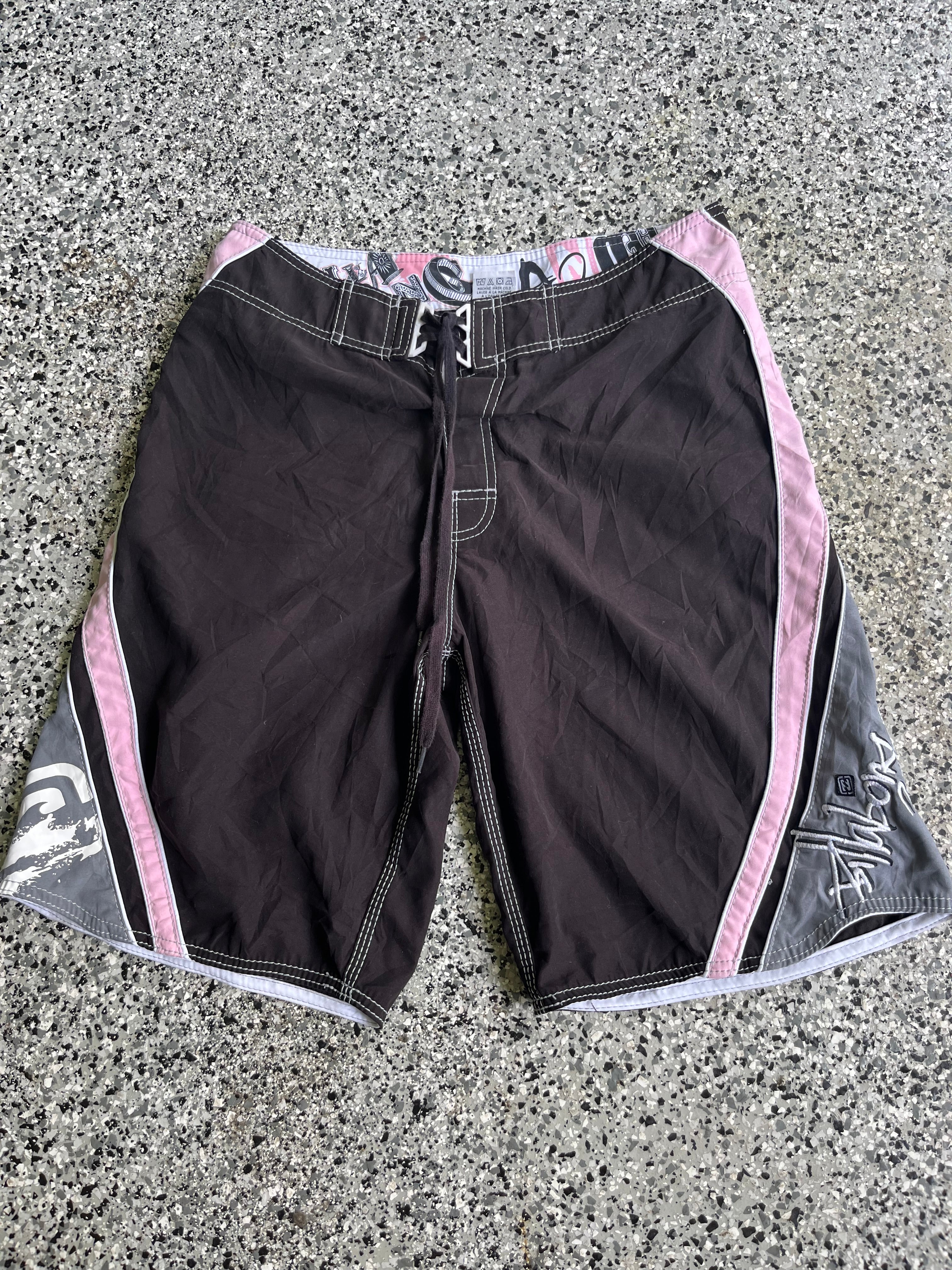 Andy irons signatures *rare colourway* - size 32